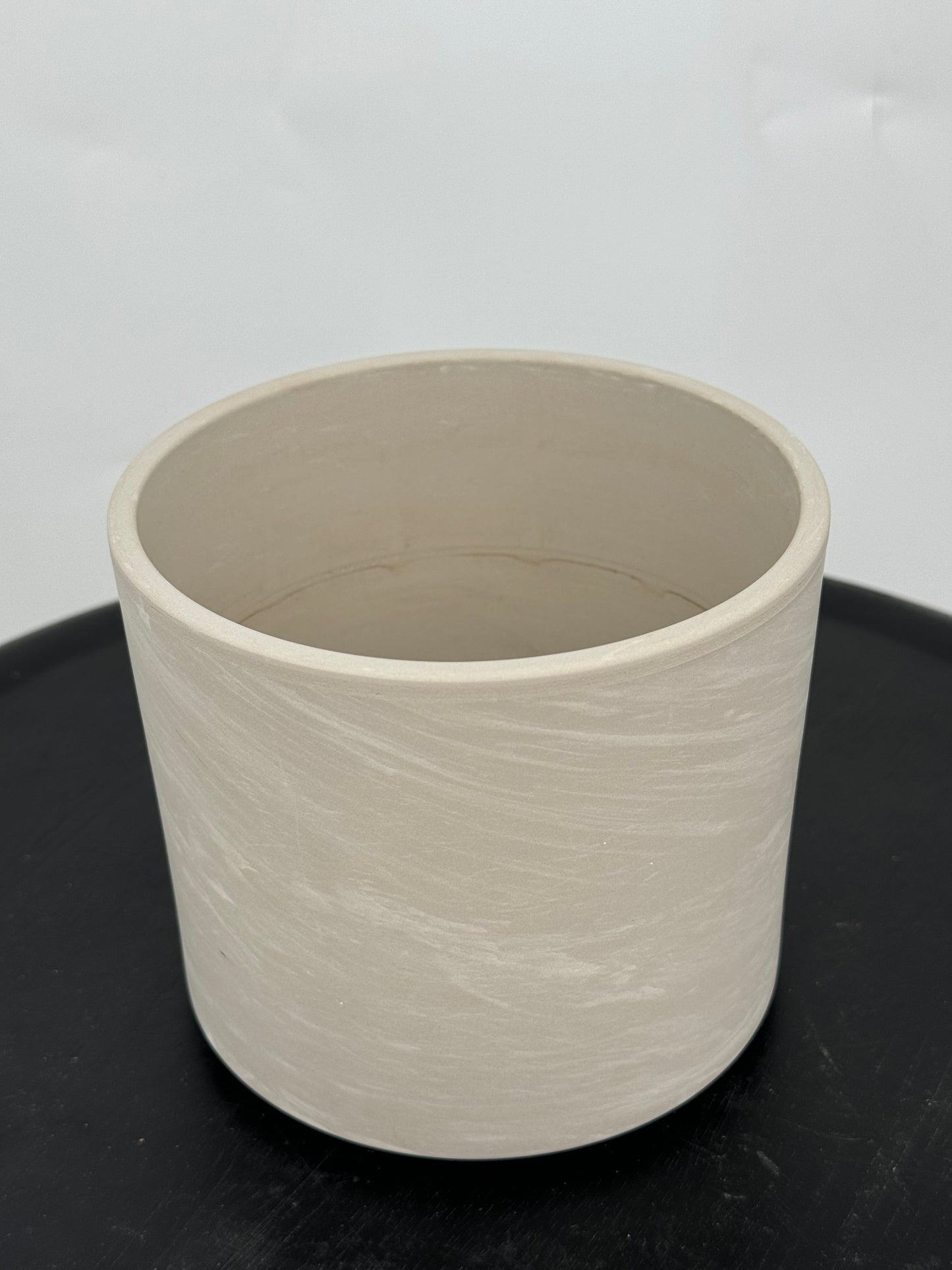 כד טרקוטה אפור קוטר 13 ס״מ