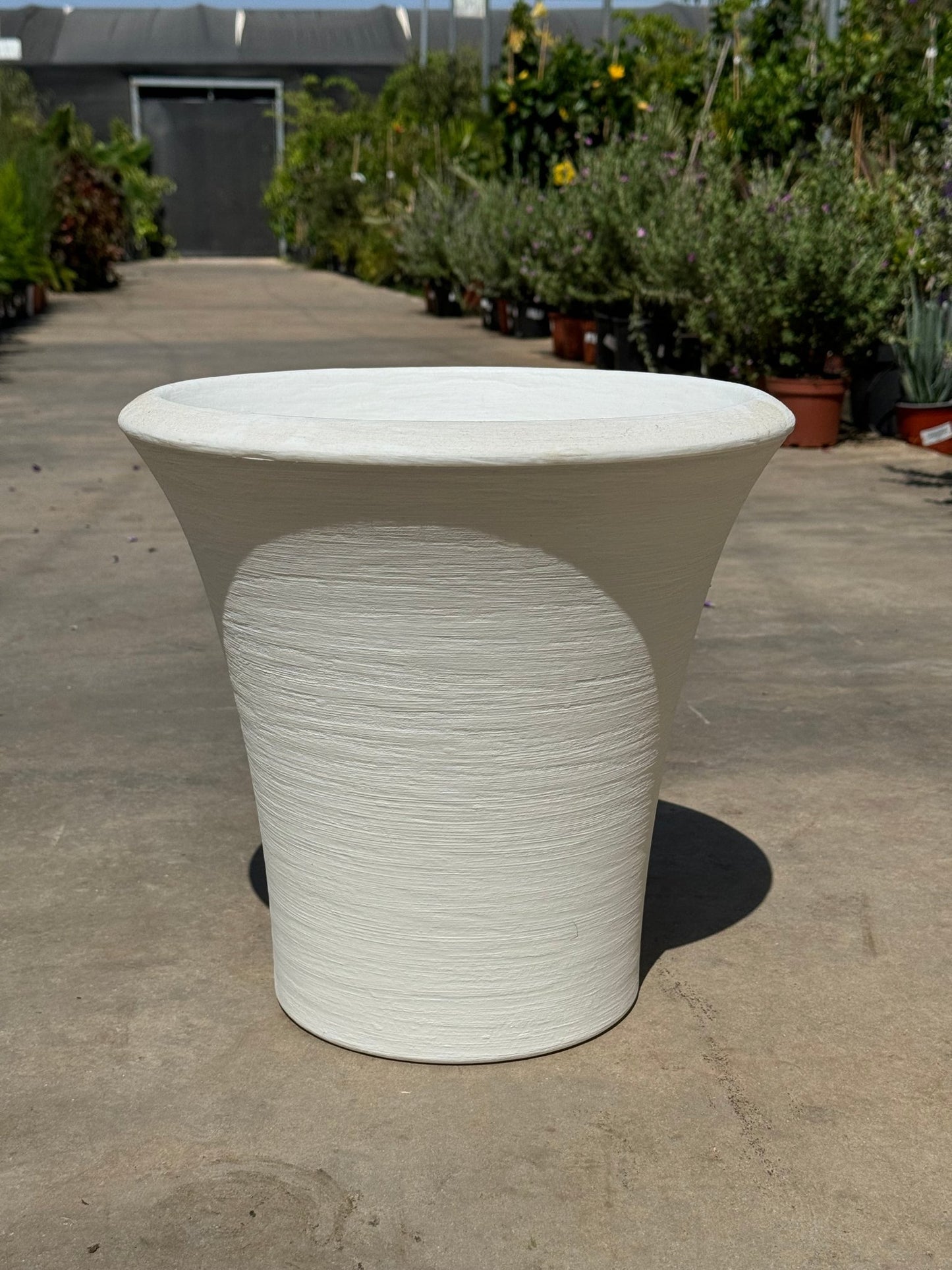 כד בגימור יוקרתי, קוטר 35, במגוון צבעים - רוטין (ירוק במרפסת לשעבר)