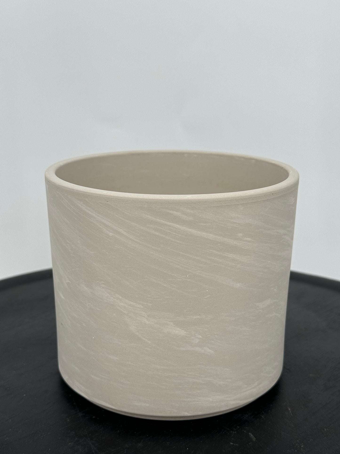 כד טרקוטה אפור קוטר 13 ס״מ