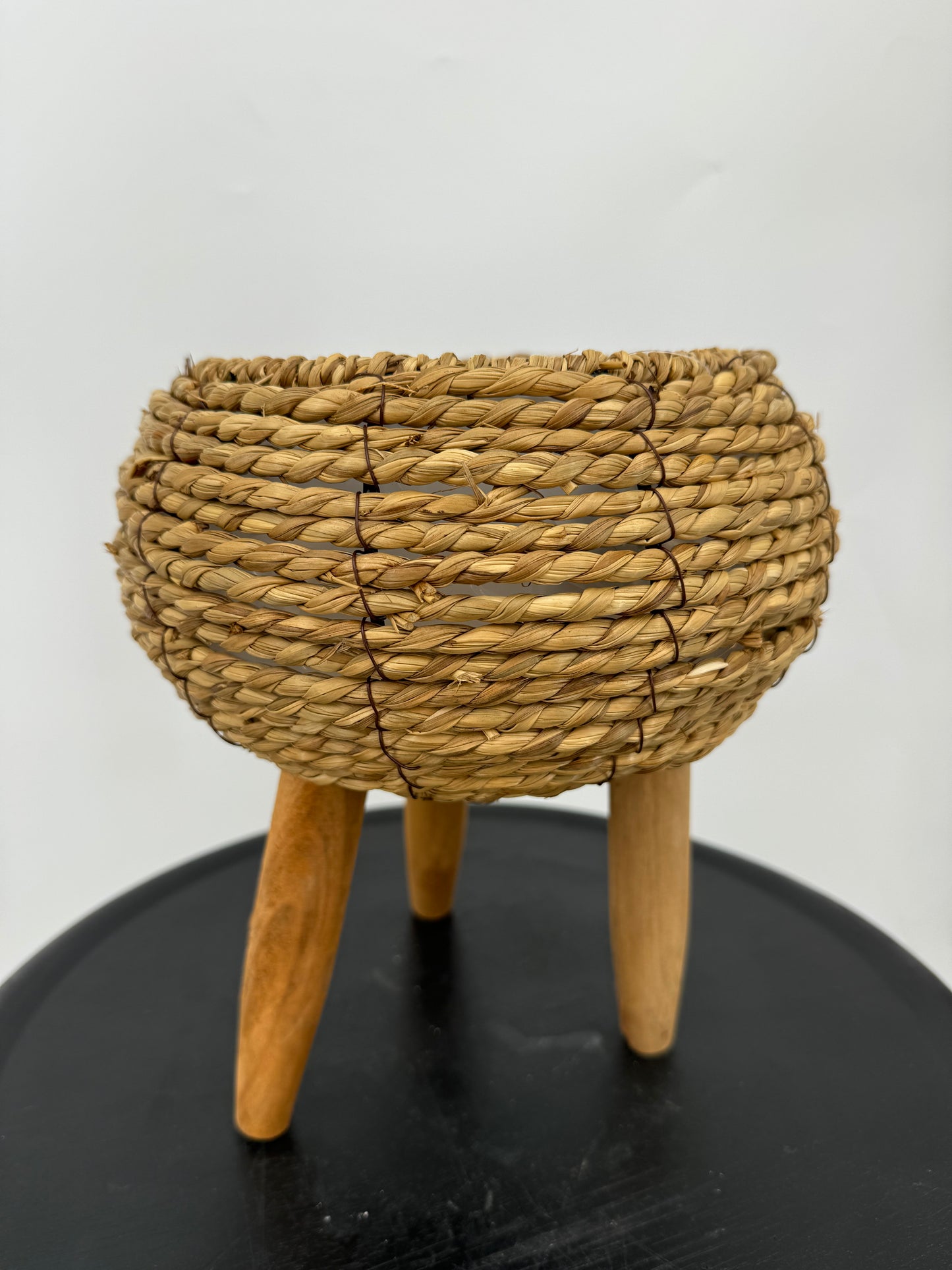 עציץ קש קוטר 17 ס״מ