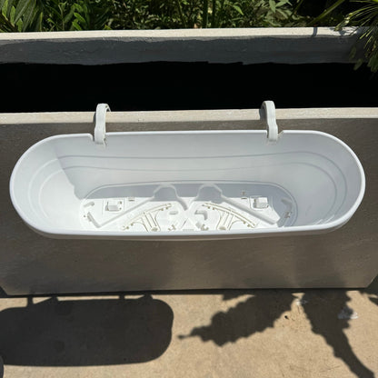 אדנית עם מתלים למעקה - רוטין (ירוק במרפסת לשעבר)