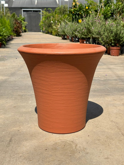 כד בגימור יוקרתי, קוטר 35, במגוון צבעים - רוטין (ירוק במרפסת לשעבר)