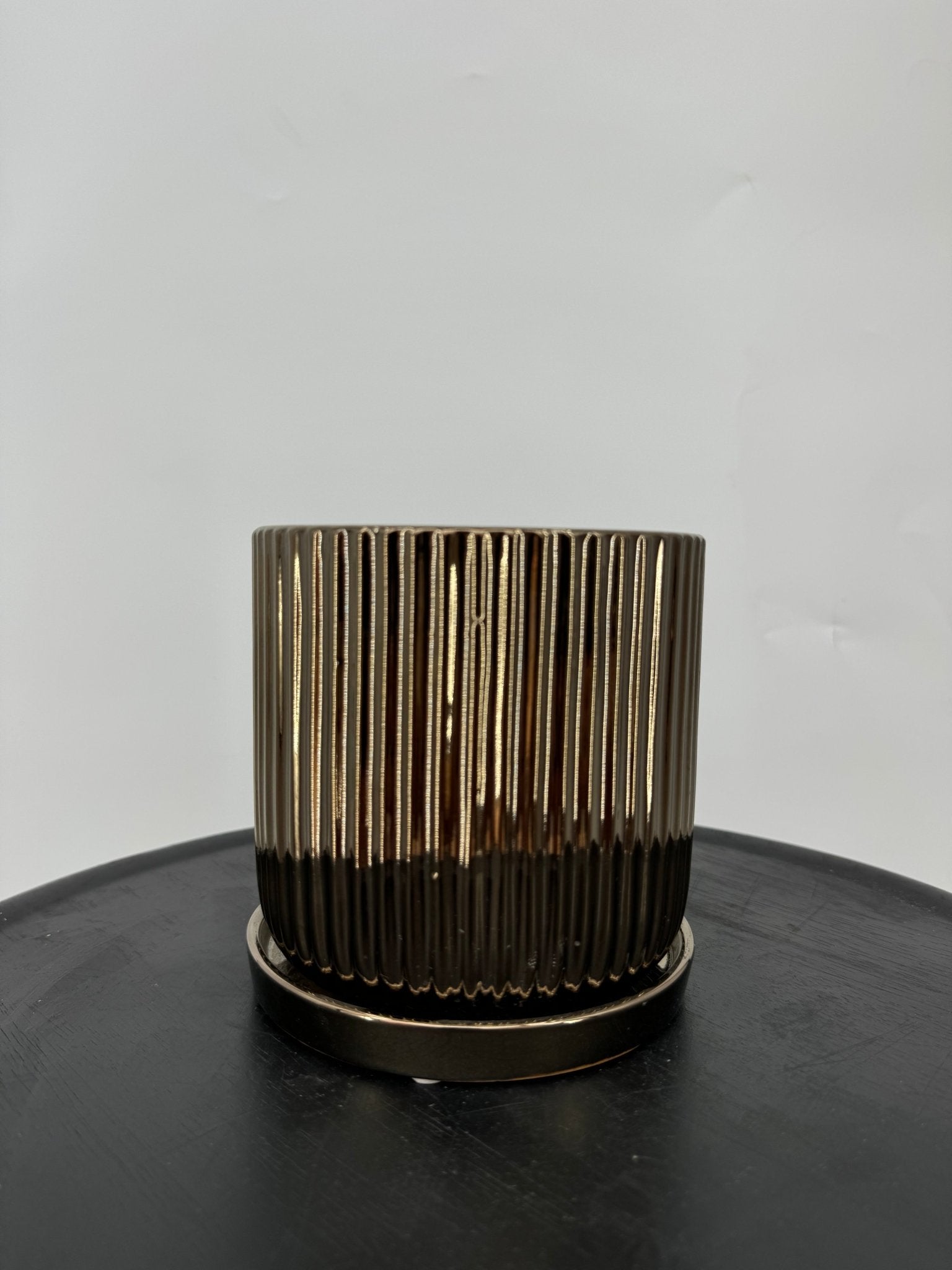 כד פסים, זהב מבריק קוטר 13 ס״מ - רוטין (ירוק במרפסת לשעבר)