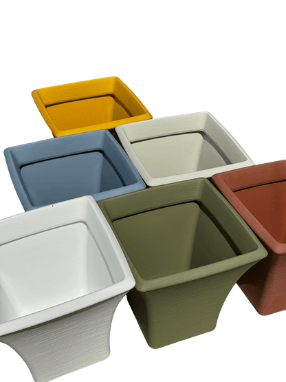 כד מרובע בגימור יוקרתי, 35 - 35, במגוון צבעים - רוטין (ירוק במרפסת לשעבר)