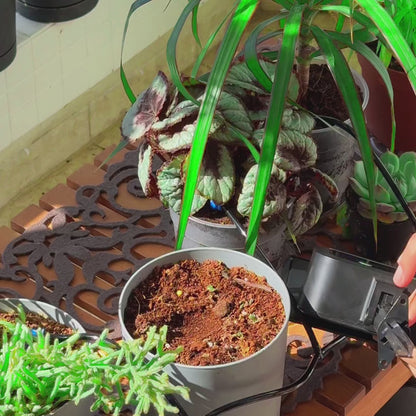 MP015 בקר השקיה סולארי + קיט השקיה.